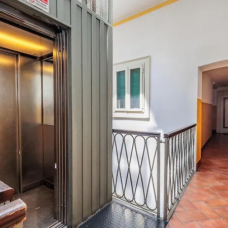 Guesthost - Casa Giagia -